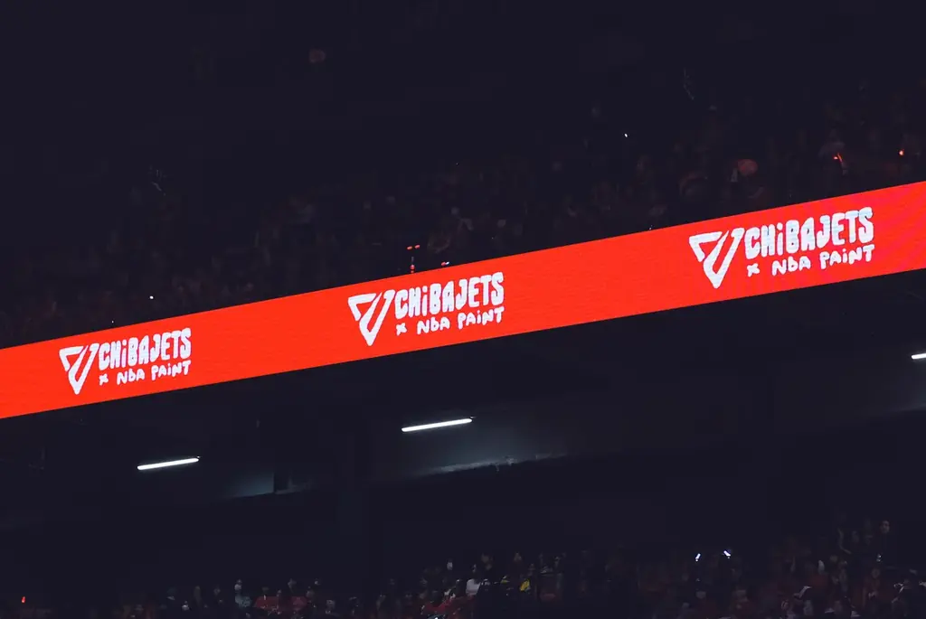 【千葉ジェッツ】Bリーグ初「NBA PAINT × 千葉ジェッツ」コラボ、グッズ完売に加え、異例の“クリエイティブ・ジャック”でファンを魅了！ 画像 18