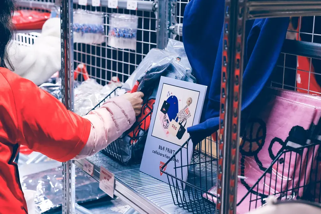 【千葉ジェッツ】Bリーグ初「NBA PAINT × 千葉ジェッツ」コラボ、グッズ完売に加え、異例の“クリエイティブ・ジャック”でファンを魅了！ 画像 23