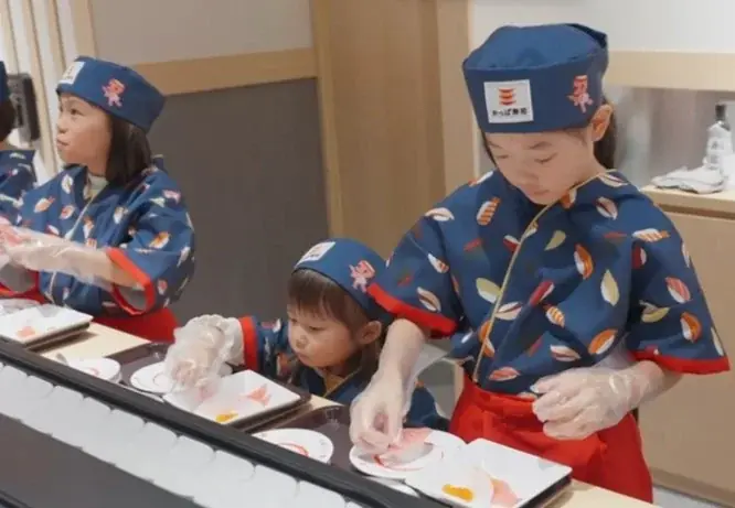 お仕事体験アクティビティ「すし職人体験」3000人突破記念！「カンドゥー大日」入場チケット提示で、店舗限定・店内飲食限定で「税込200円OFF」サービス開始！ 画像 3