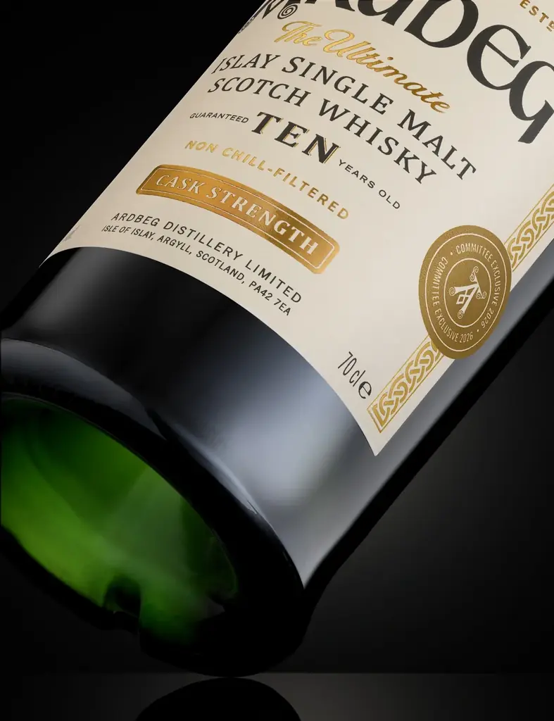 アードベッグ史上最高度数61.7% 伝説の“10年”がカスクストレングスで蘇る「アードベッグ 10年 カスクストレングス」2026年2月24日（火）より数量限定発売 画像 5