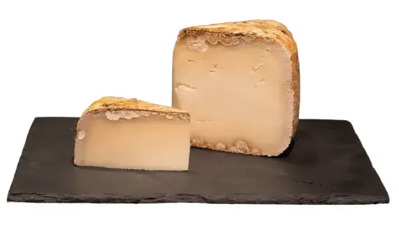 『 SUBRINA × LAMMAS 』 海底熟成ワインと熟成チーズの共演。限定ペアリングセットを発売中 画像 2