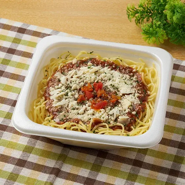 2025年の初週売上ランキング1位、2位を独占した「鎌倉パスタ」監修パスタを発売！大人気の「生パスタ明太カルボナーラ」と新作「生パスタチーズボロネーゼ」を2月10日（火）から発売！ 画像 3