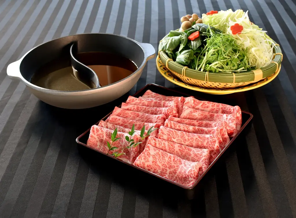 【スターゲイトホテル関西エアポート】52階 しゃぶしゃぶ食べ放題に「おばんざい風大皿料理」と「点心」が加わりました 画像 4