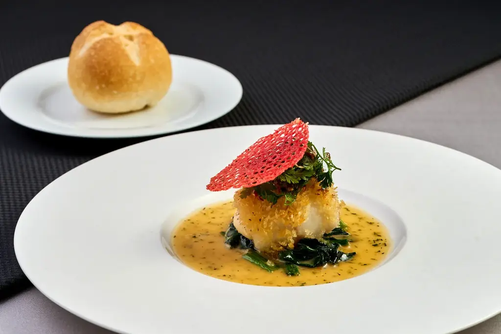 【ホテルグランヴィア大阪】春をテーマにした3ホテルの匠による一夜限りの美食イベント「GALA DINNER ～引き継がれる料理～」開催　最後の一皿は、世界一に輝いた至福のデザートを。 画像 6