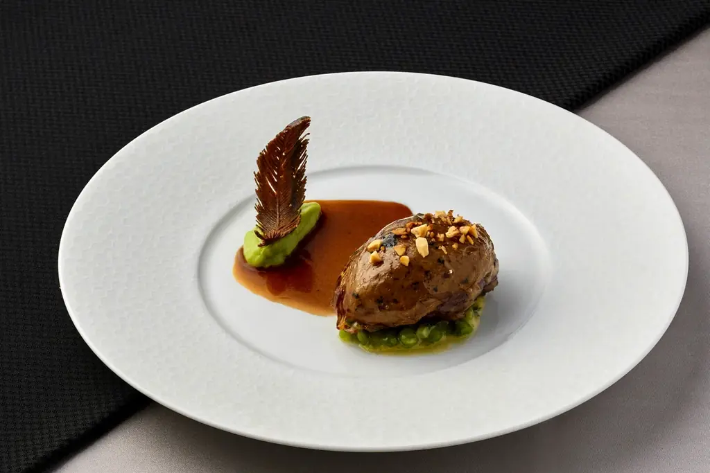 【ホテルグランヴィア大阪】春をテーマにした3ホテルの匠による一夜限りの美食イベント「GALA DINNER ～引き継がれる料理～」開催　最後の一皿は、世界一に輝いた至福のデザートを。 画像 7