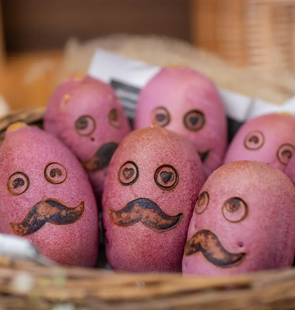 【初登場】らぽっぽ公式キャラクター「焼き右衛門（やきえもん）」がベビーカステラになって「冬のさつまいも博2026」に限定発売いたします。 画像 7