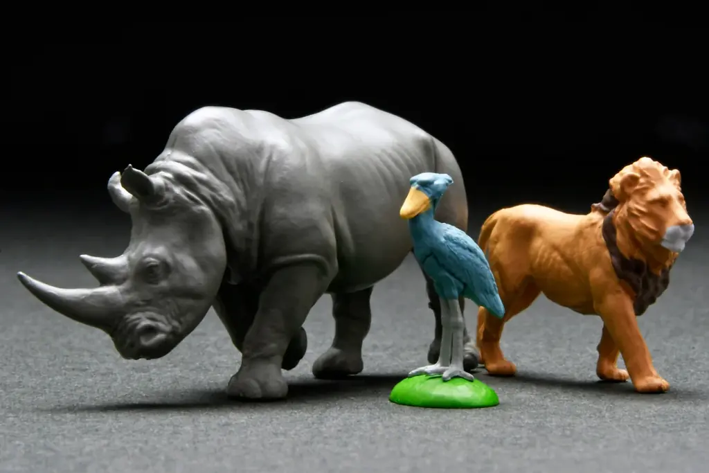 ハイクオリティ動物フィギュアとミニカーで映え写真を撮ろう！海洋堂×トミカリミテッド ヴィンテージ コラボ「ジオコレ６４＃カースナップ」第２弾　２０２６年７月発売！ 画像 3