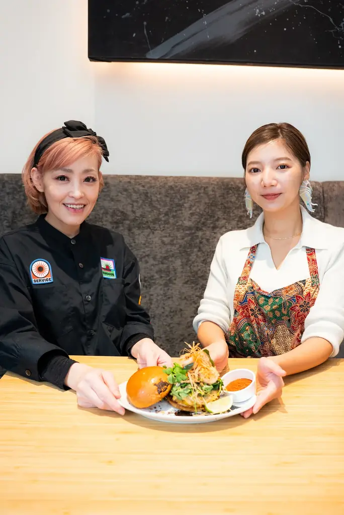 【2月8日(日)発売】香り高いスパイスが引き立てる、和牛と海老のトムヤムクン風バーガーをSHOGUN BURGER全店舗で発売 画像 4