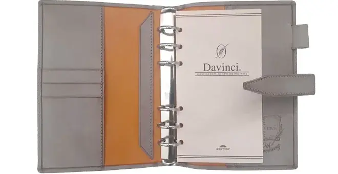『Davinci（ダ・ヴィンチ）』ブランド 30周年記念商品／第1弾／システム手帳「Roroma Classic（ロロマクラシック） バイカラー＆チャーム」を3月上旬に発売 画像 13