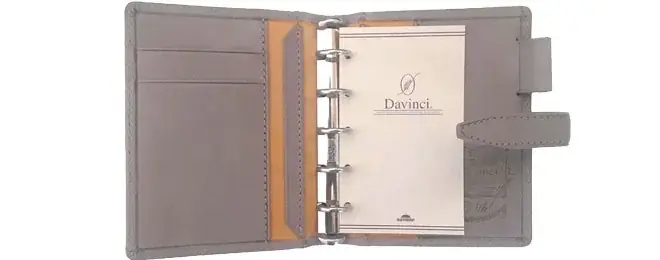 『Davinci（ダ・ヴィンチ）』ブランド 30周年記念商品／第1弾／システム手帳「Roroma Classic（ロロマクラシック） バイカラー＆チャーム」を3月上旬に発売 画像 25