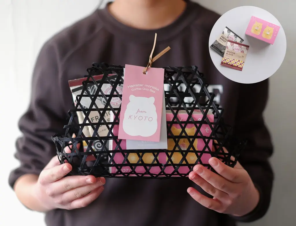 春だけの特別仕様！可愛すぎるお菓子「ハムスターモナカ」の桜餡バージョンが登場 画像 18