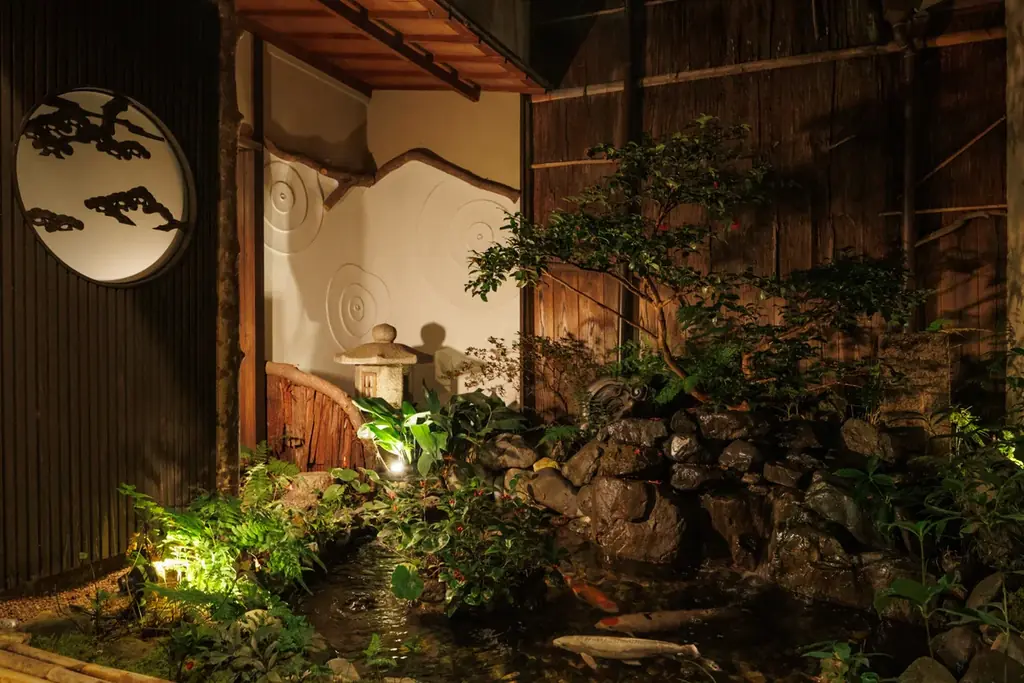 【2026年2月21日(土)〜3月1日(日)期間限定】京都三条 箔・３ブランド和牛の贅沢！肉寿司とすき焼きで味わう特別プランを販売 画像 4