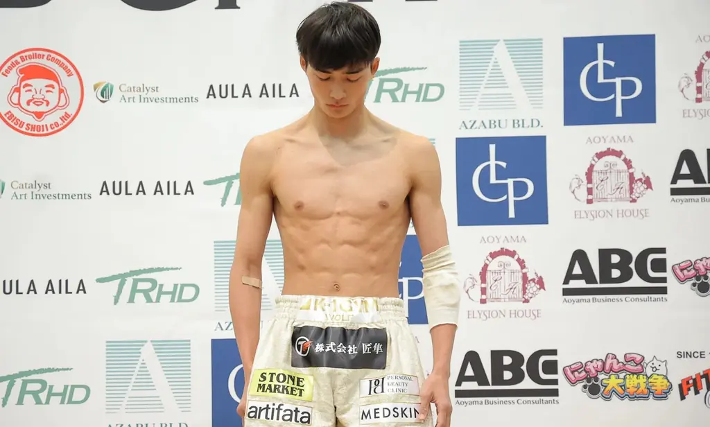 2.8「K-1 WORLD GP」前日計量で、大久保が1.3kgオーバーで金子晃大 vs 大久保琉唯タイトル戦消滅…ワンマッチで試合実施 画像 1