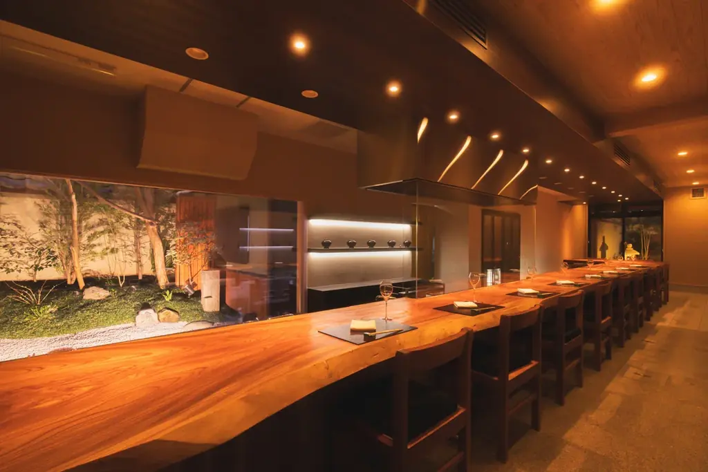 【高台寺丹虎】2026年2月21日(土)～3月1日(日)の期間限定！冬の松葉蟹から初春の山菜へと季節をつなぐ天ぷら会席を特別価格で販売 画像 3