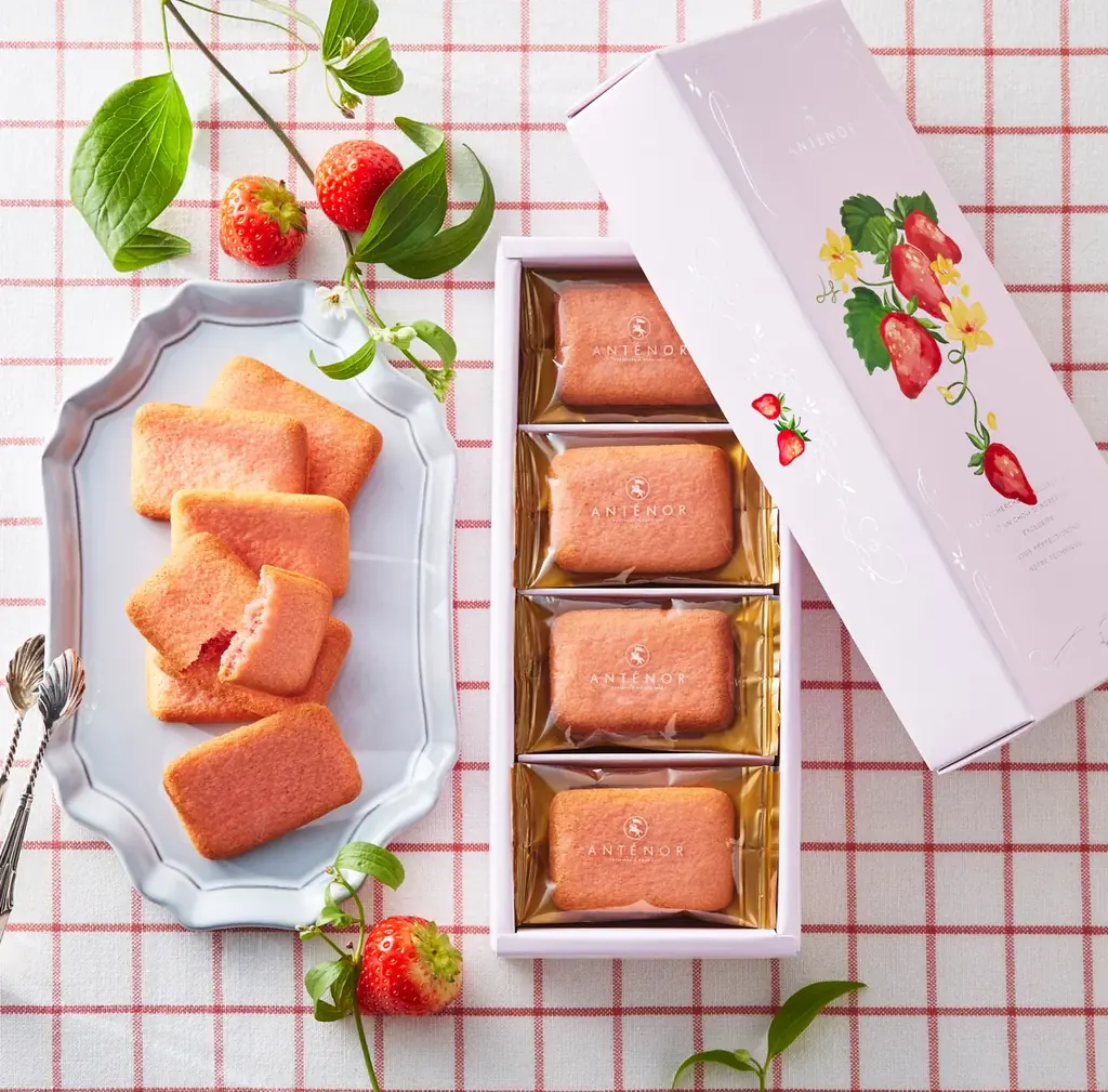 苺の焼き菓子発売