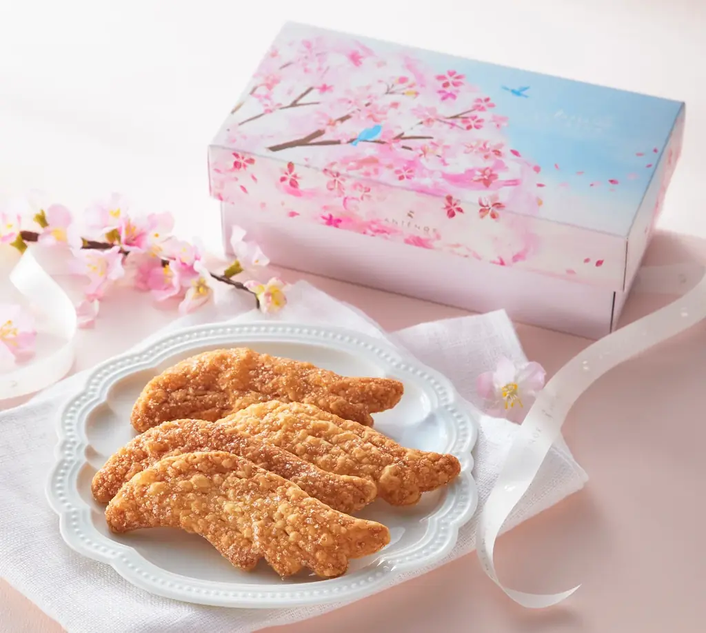 心もはずむ「苺の焼き菓子」で至福のひとときを。【アンテノール】期間限定の贈り物 画像 5