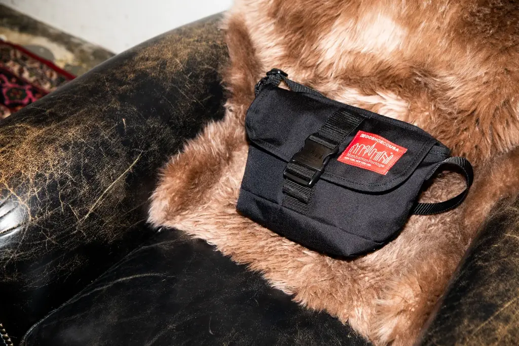 DC ShoesとManhattan Portageが初コラボレーション！特別仕様のバックパックとメッセンジャーバッグを2026年2月10日(火) より数量限定で発売！ 画像 15