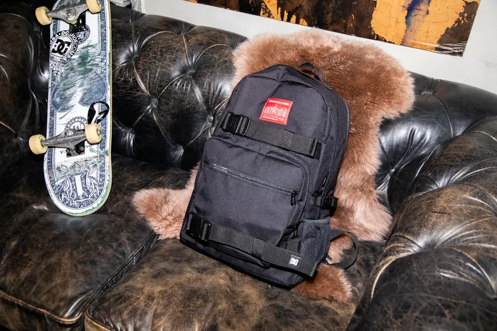 DC ShoesとManhattan Portageが初コラボレーション！特別仕様のバックパックとメッセンジャーバッグを2026年2月10日(火) より数量限定で発売！ 画像 2