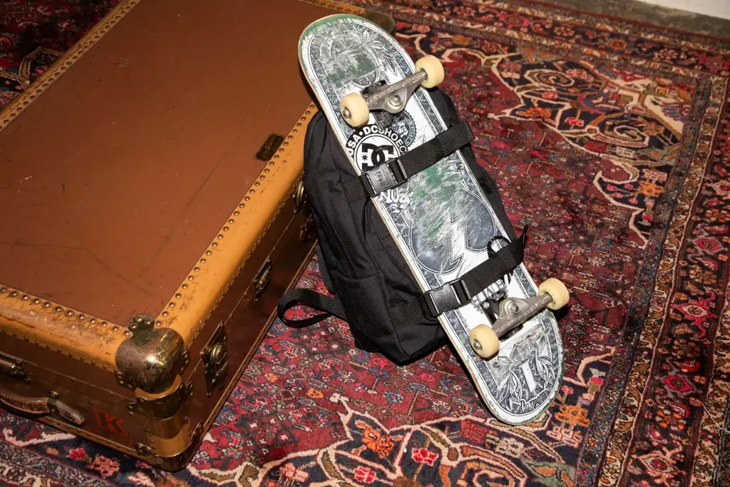 DC ShoesとManhattan Portageが初コラボレーション！特別仕様のバックパックとメッセンジャーバッグを2026年2月10日(火) より数量限定で発売！ 画像 3