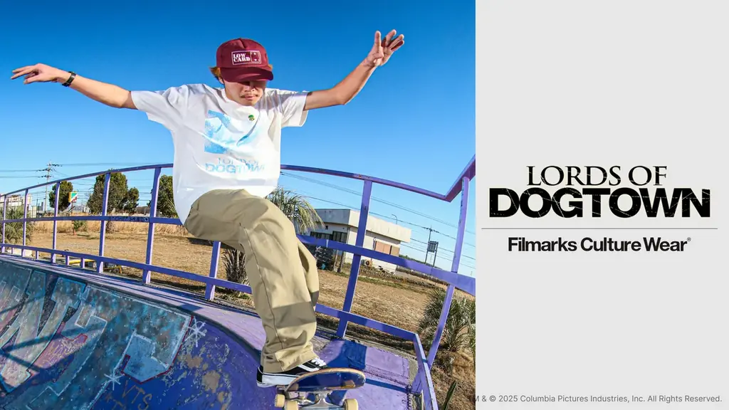 ストリートカルチャー映画 不朽の名作『ロード・オブ・ドッグタウン』日本公開20周年を記念した限定Tシャツが2/10（火）より受注販売決定！ 画像 1