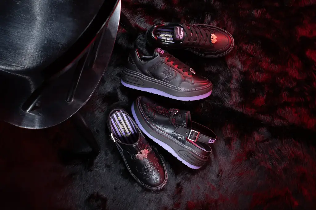 CONVERSE × ANNA SUI、ANNA SUIのモチーフやカラーを纏った「WEAPON」が2型登場 画像 1