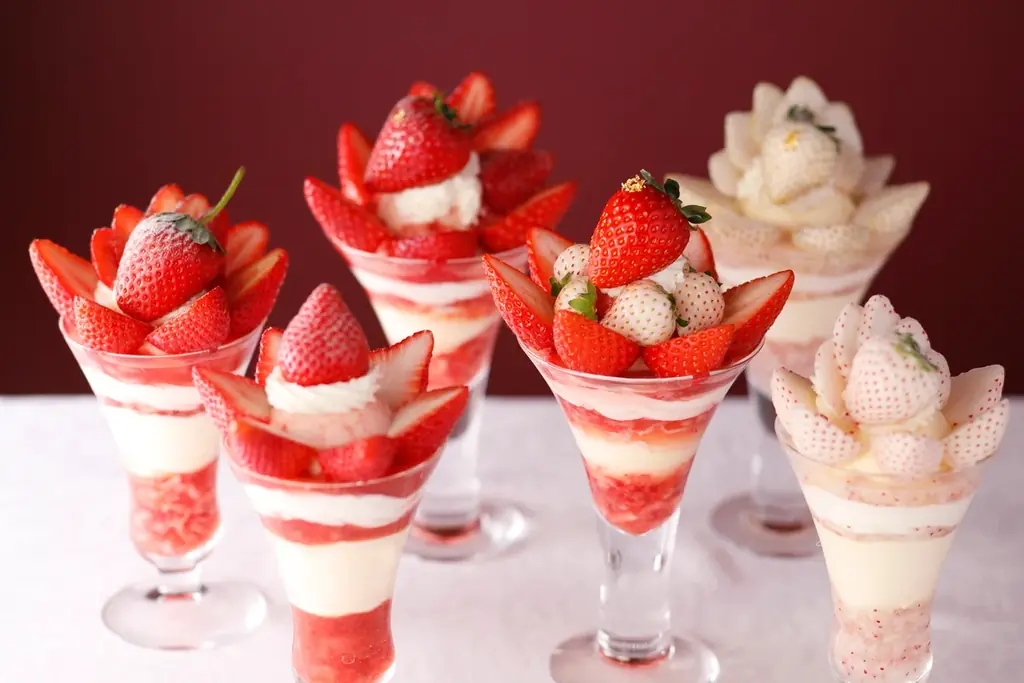 3月8日開幕｜資生堂パーラーの苺祭り16種パフェ
