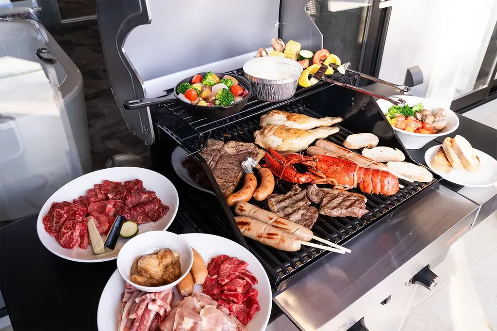 【新掲載】最大10名で1名9,800円〜「日本の夕陽百選」英虞湾を望む、サウナ＆プール付き1棟貸切ヴィラ「Others ～アザーズ伊勢志摩～」が特定日限定プランを販売開始 画像 10