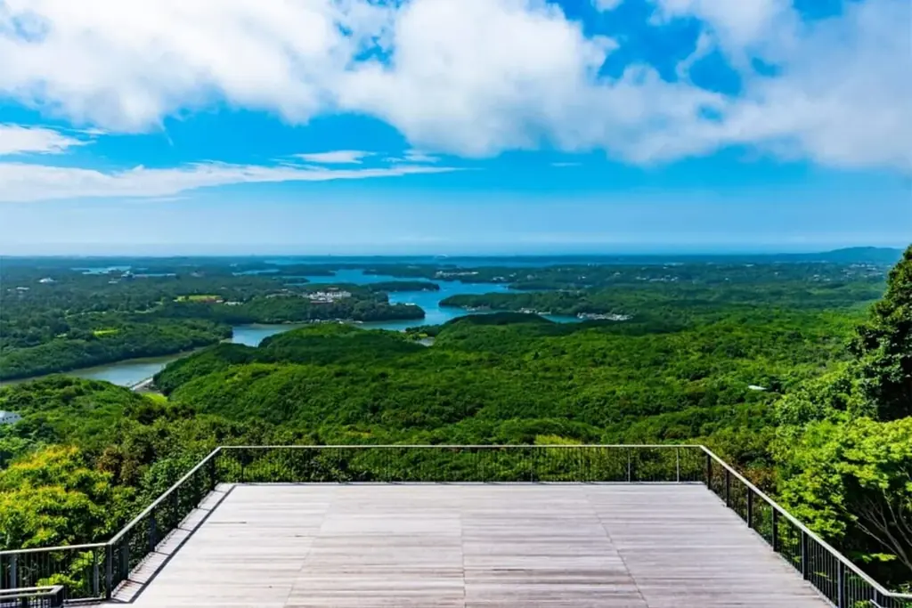 【新掲載】最大10名で1名9,800円〜「日本の夕陽百選」英虞湾を望む、サウナ＆プール付き1棟貸切ヴィラ「Others ～アザーズ伊勢志摩～」が特定日限定プランを販売開始 画像 11