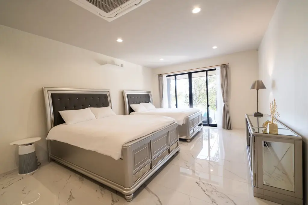 【新掲載】最大10名で1名9,800円〜「日本の夕陽百選」英虞湾を望む、サウナ＆プール付き1棟貸切ヴィラ「Others ～アザーズ伊勢志摩～」が特定日限定プランを販売開始 画像 4