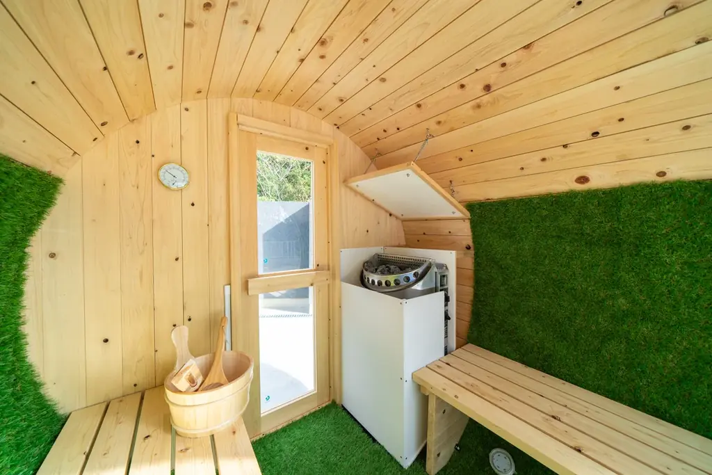 【新掲載】最大10名で1名9,800円〜「日本の夕陽百選」英虞湾を望む、サウナ＆プール付き1棟貸切ヴィラ「Others ～アザーズ伊勢志摩～」が特定日限定プランを販売開始 画像 7