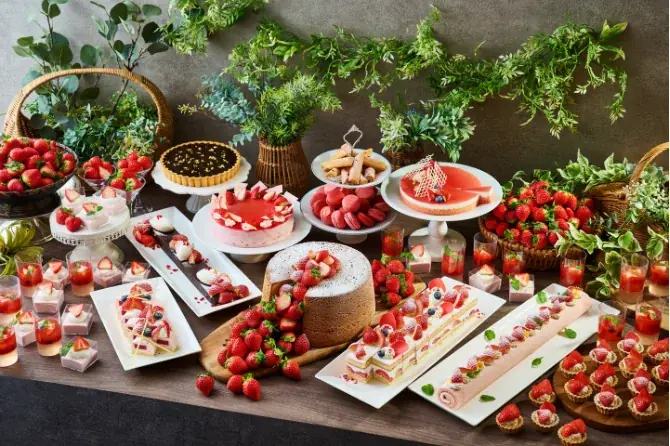 【JR西日本ホテルズ】7ホテルで春の訪れを告げるいちごスイーツを提供～フレッシュいちごの食べ比べや、コンクール受賞パティシエ監修のブッフェなど～ 画像 2