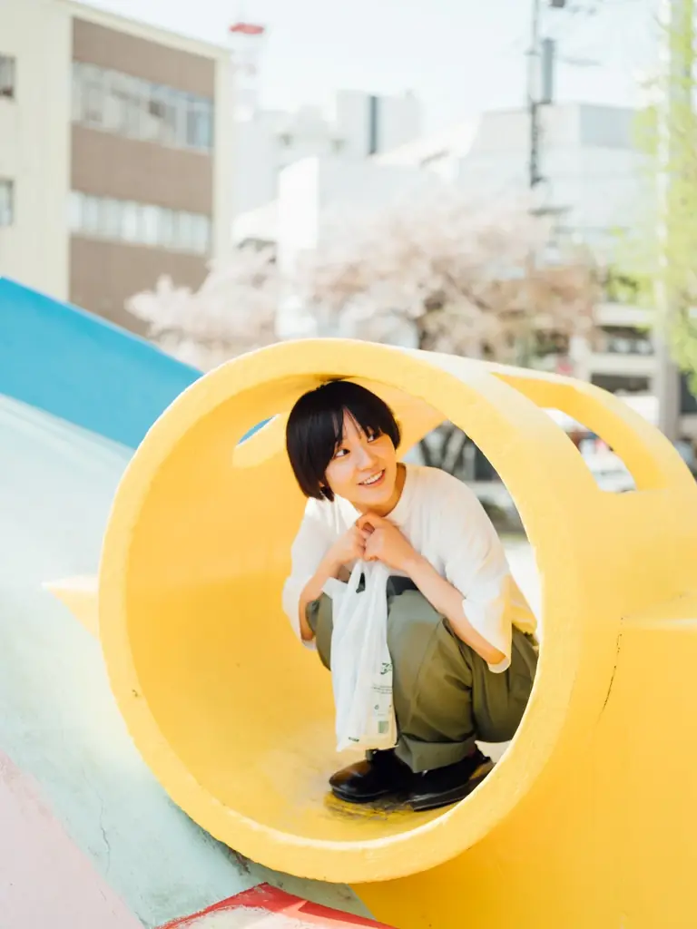 【俳優・奈緒】これまでとこれからの想いを綴った、初の単行本『いつか』4/7発売 画像 1