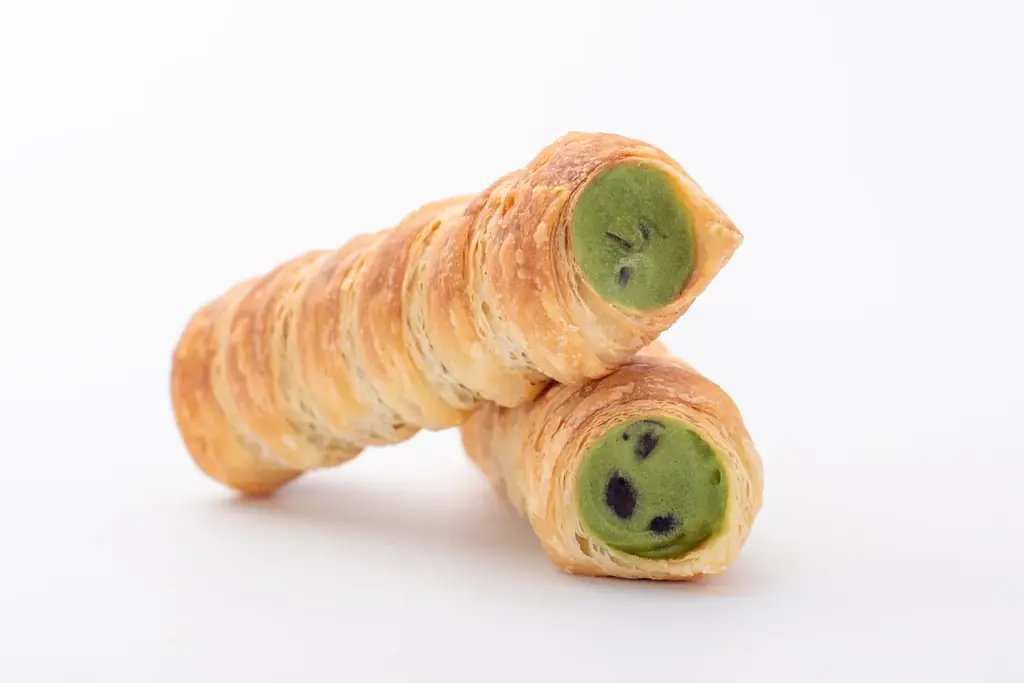 赤福／五十鈴茶屋、横浜高島屋で実演販売｜つくりたての赤福餅、新商品「抹茶コルネ」 画像 2