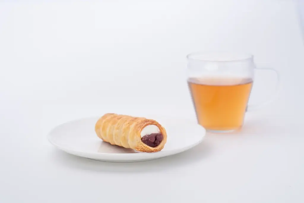 赤福／五十鈴茶屋、横浜高島屋で実演販売｜つくりたての赤福餅、新商品「抹茶コルネ」 画像 4