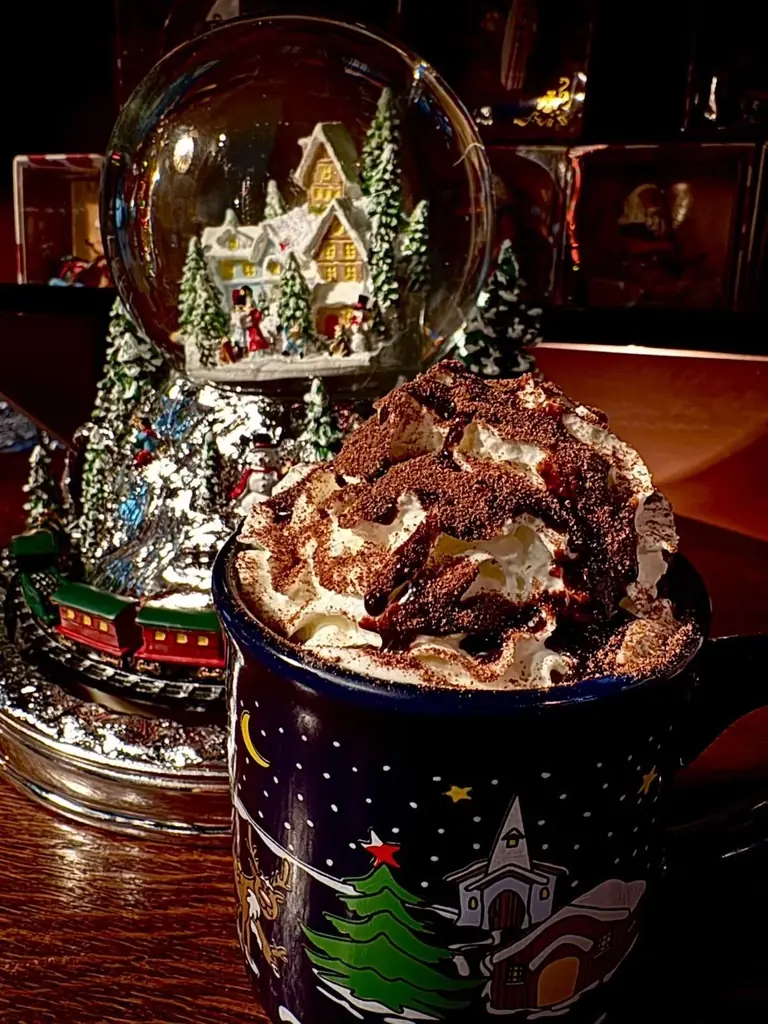 日本初・クリスマスコンセプトのダイニングバーで過ごす大人のバレンタイン〜大人のクリスマス空間で非日常バレンタインを〜 画像 4