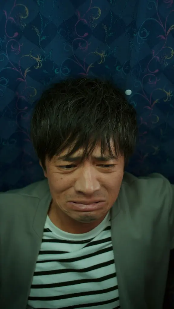 「不倫」×「バスツアー」×「スピリチュアル」⁉ショートドラマ「悪夢の不倫バスツアー」地上波放送決定‼主演・和田正人、松井愛莉、岸明日香らが出演！２月１８日深夜「ドラマのシュララ」にて放送スタート! 画像 2