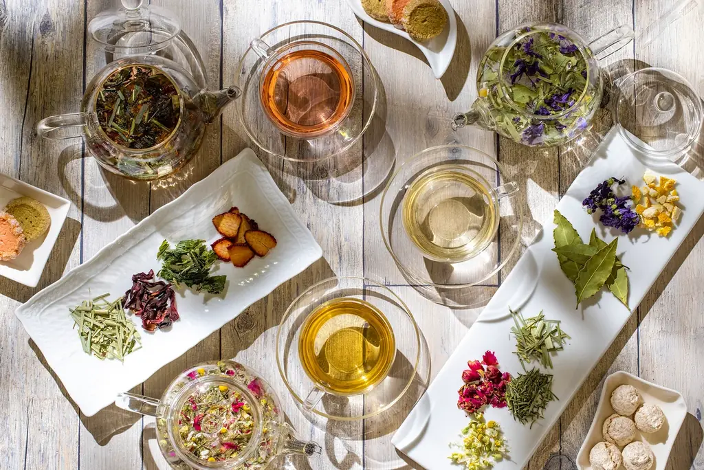 【４種の国産苺を食べ比べ】Quattro Strawberry Afternoon Tea Set ～春めくストロベリー～ 画像 4