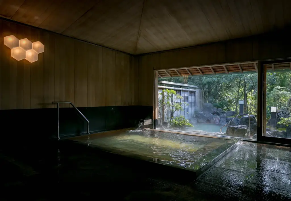 ミシュランが認めた極上の非日常へ。２月限定「雲仙灯りの花ぼうろ」特別宿泊プランを提供 画像 6