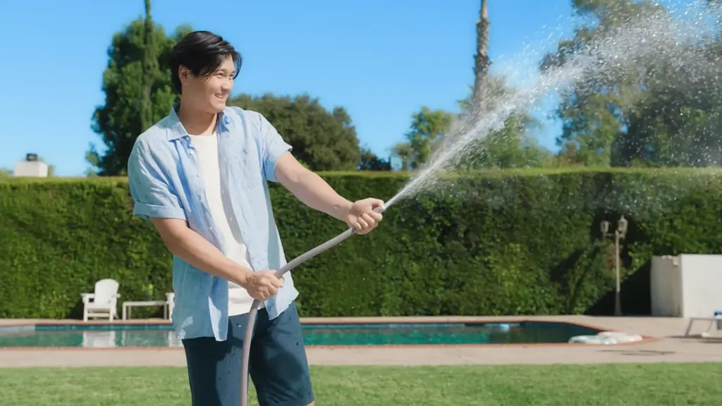 大谷翔平選手が今年も『雪肌精』日やけ止めのCMに登場。汗にも水にも負けない“タフ膜UV”新TV-CM「雪肌精のタフ膜ＵＶ」篇、2月13日より全国で放送開始！ 画像 14