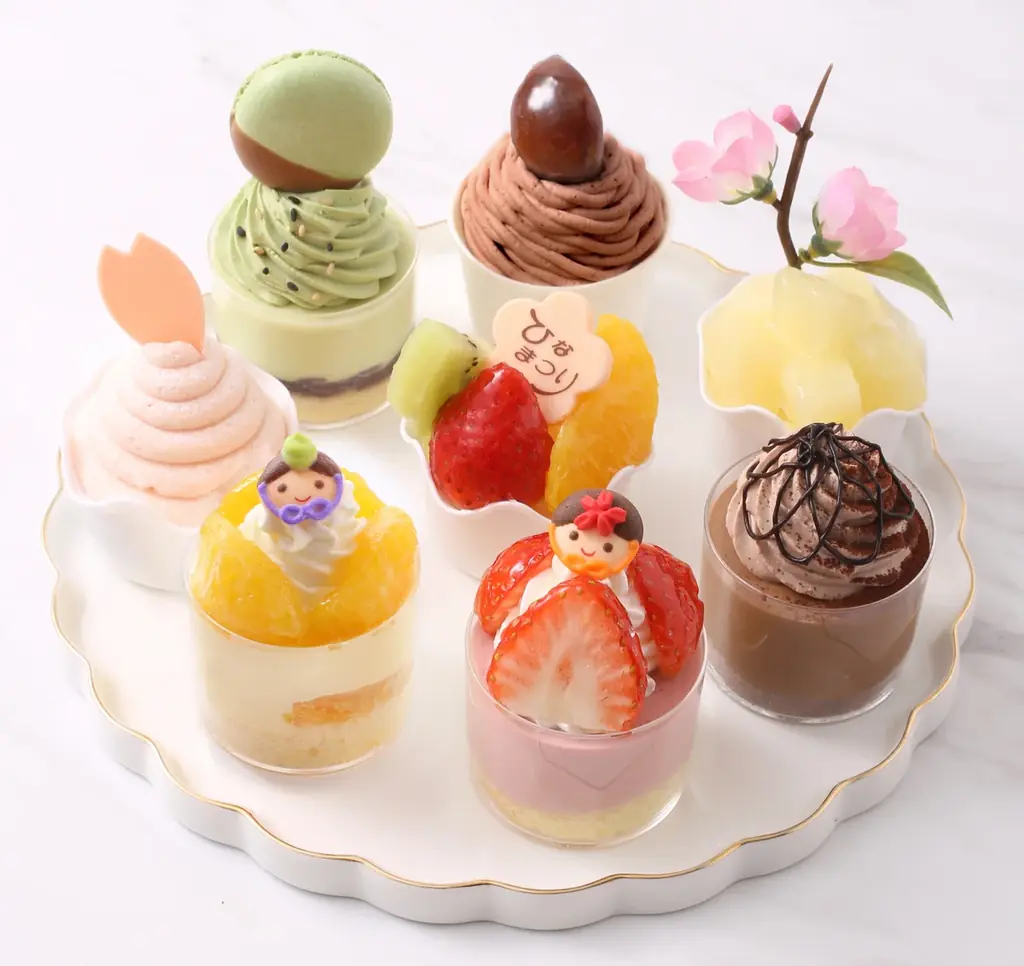 【アンテノール】ひなまつりをお祝い！お⼦さまから⼤⼈まで楽しめる華やかな苺のケーキ、プチケーキのセットのご予約を承ります 画像 2