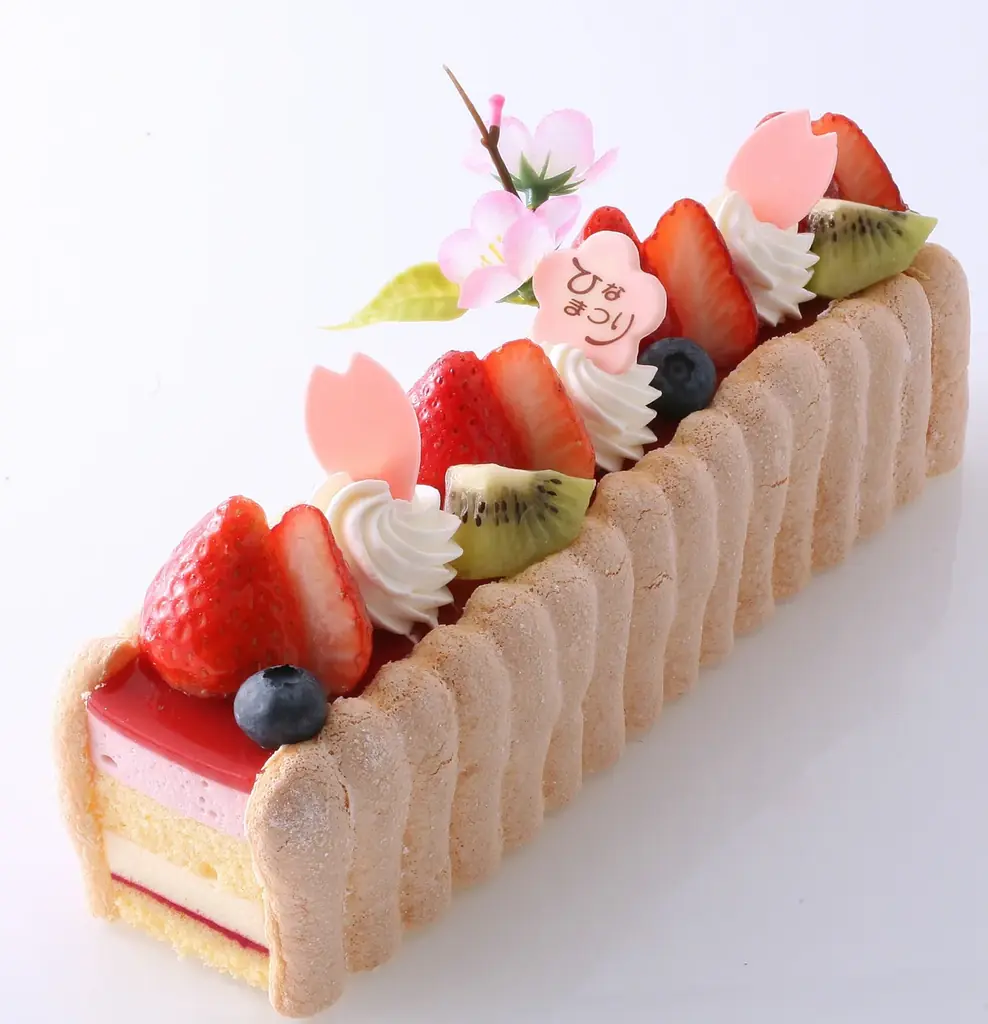 【アンテノール】ひなまつりをお祝い！お⼦さまから⼤⼈まで楽しめる華やかな苺のケーキ、プチケーキのセットのご予約を承ります 画像 3