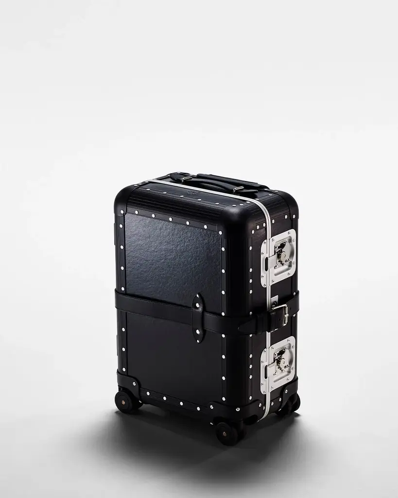 「FPM Milano」英国老舗トラベルブランド「GLOBE-TROTTER」との初となるコラボレーションコレクションを発表 画像 5