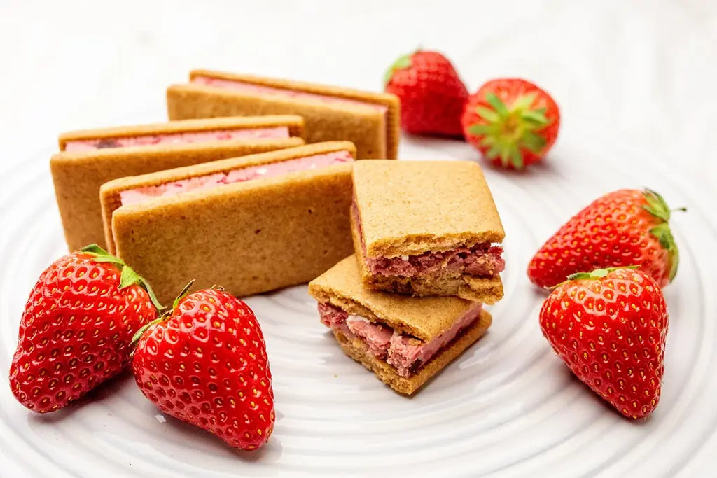 【キル フェ ボン】＜新発売＞大人気の焼菓子、新フレーバー登場！爽やかなオレンジの果肉をとじ込めたガナッシュをたっぷりと。新作「Sandwich aux fruits ORANGE 」 画像 5