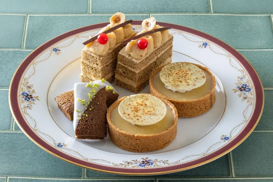 吉祥寺のホテルで「紅茶のアフタヌーンティー」開催！ティーマーケット ジークレフの厳選茶葉とスイーツ・セイボリーが織りなす、春の贅沢な大人のティータイム 画像 7