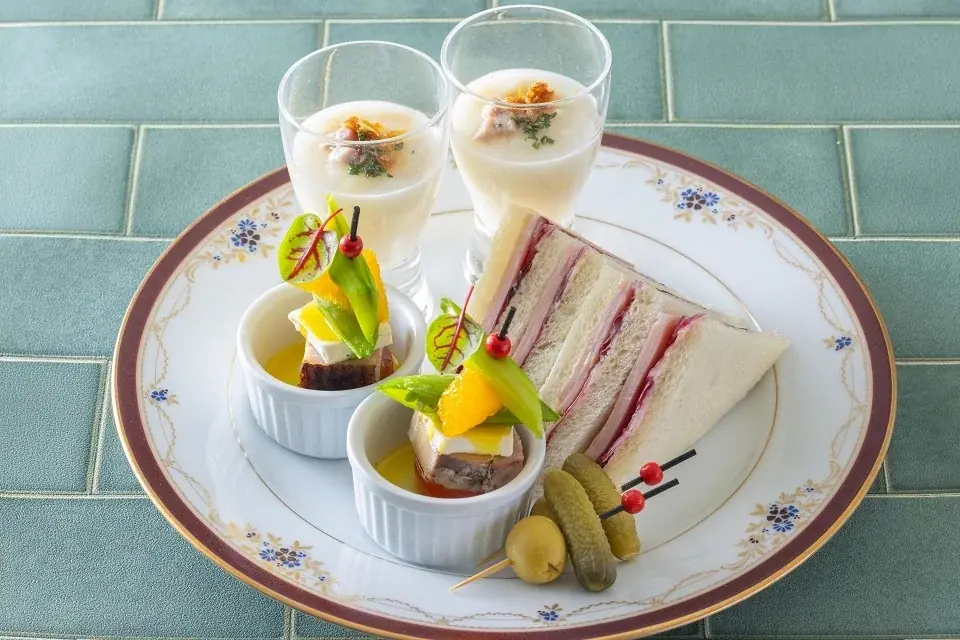 吉祥寺のホテルで「紅茶のアフタヌーンティー」開催！ティーマーケット ジークレフの厳選茶葉とスイーツ・セイボリーが織りなす、春の贅沢な大人のティータイム 画像 8