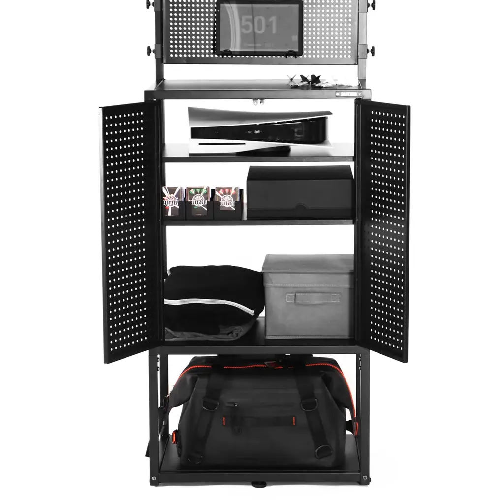 【脱・生活感】自室を「理想のダーツ部屋」へ！ゲーム機や日用品まで隠して収納できる、メタルフレームダーツスタンドが登場。 画像 3