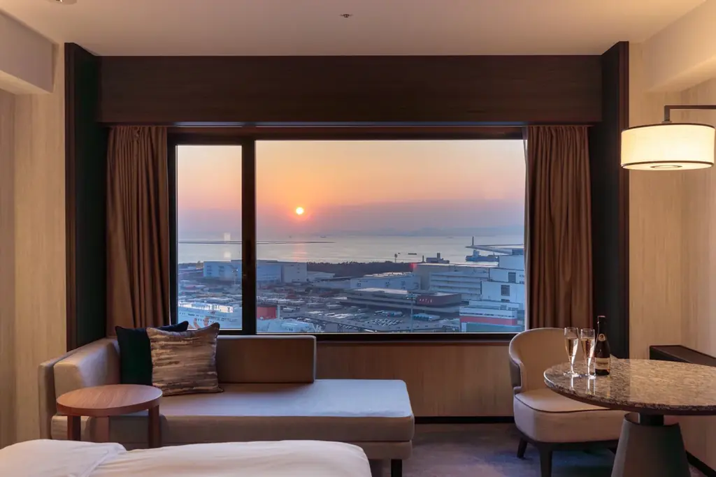 いちご好きに捧ぐ、アフタヌーンティ「いちごマニア！」が3月6日から金・土・日・祝日限定開催。「フレッシュいちご食べ放題」または「ブランドいちご3種食べ比べ」をスタイルで選べる2プランが登場 画像 12