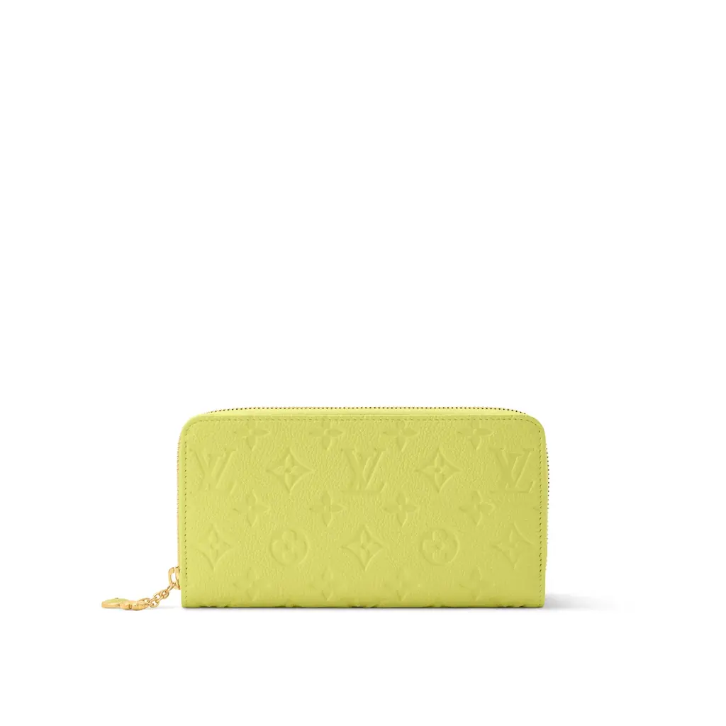 【ルイ·ヴィトン】スーパーラッキーデーに向けて日本限定カラーやラッキーチャームが彩る新作ウィメンズウォレットを発売 画像 18