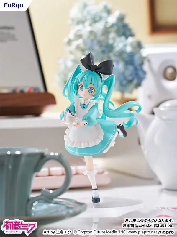「初音ミク 不思議の国ver.」フィギュアが登場。イラストレーター・上倉エク氏描き下ろしの、おとぎ話をテーマにした3体目。 画像 3