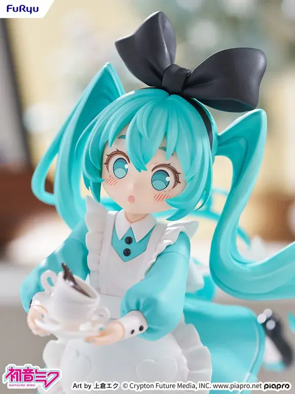 「初音ミク 不思議の国ver.」フィギュアが登場。イラストレーター・上倉エク氏描き下ろしの、おとぎ話をテーマにした3体目。 画像 5